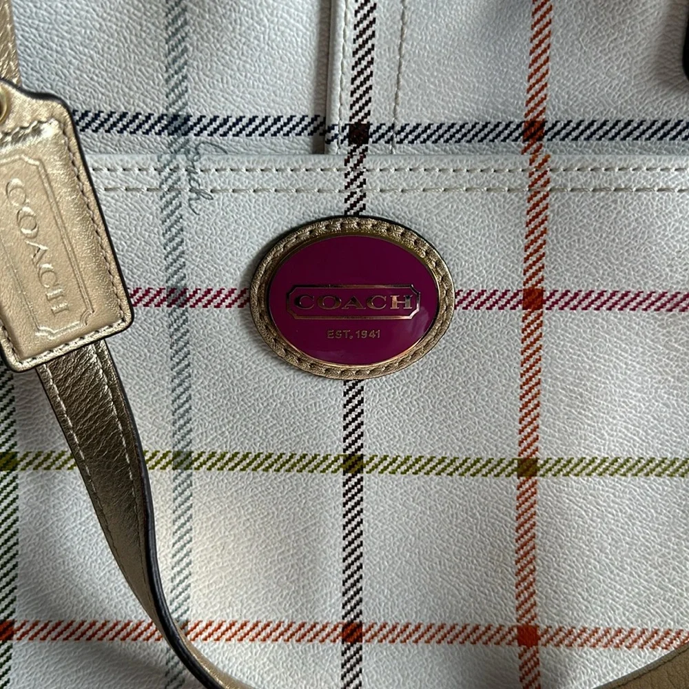 Coach purse - Picture 3 of 5